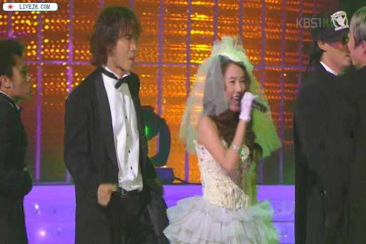 Summer Dance+Like a virgin 030824 ��ɴ�� KBS1[(007348)12-30-01].JPG