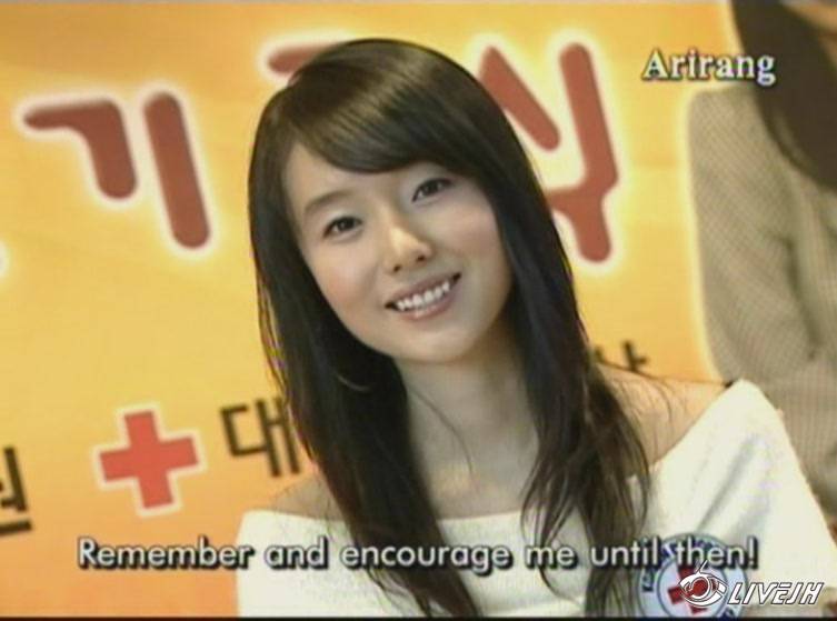 CF 2004��9��25�������Ͳμ����͵��ԵĻ[(002176)13-40-20].JPG