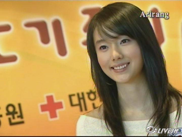 CF 2004��9��25�������Ͳμ����͵��ԵĻ[(000802)13-31-43].JPG