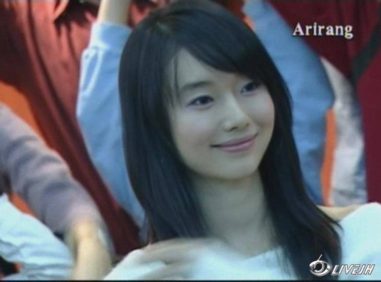 CF 2004��9��25�������Ͳμ����͵��ԵĻ[(001694)13-41-08].JPG