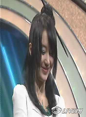 Heaven.WA-come on-.�ձ�NHK��ҥ��.050301[(002074)05-30-42].JPG